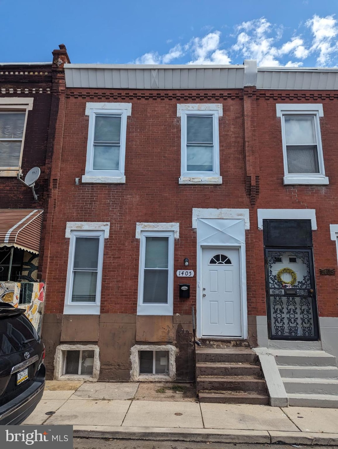 1405 W Pacific St, Philadelphia, PA 19140 - photo 1