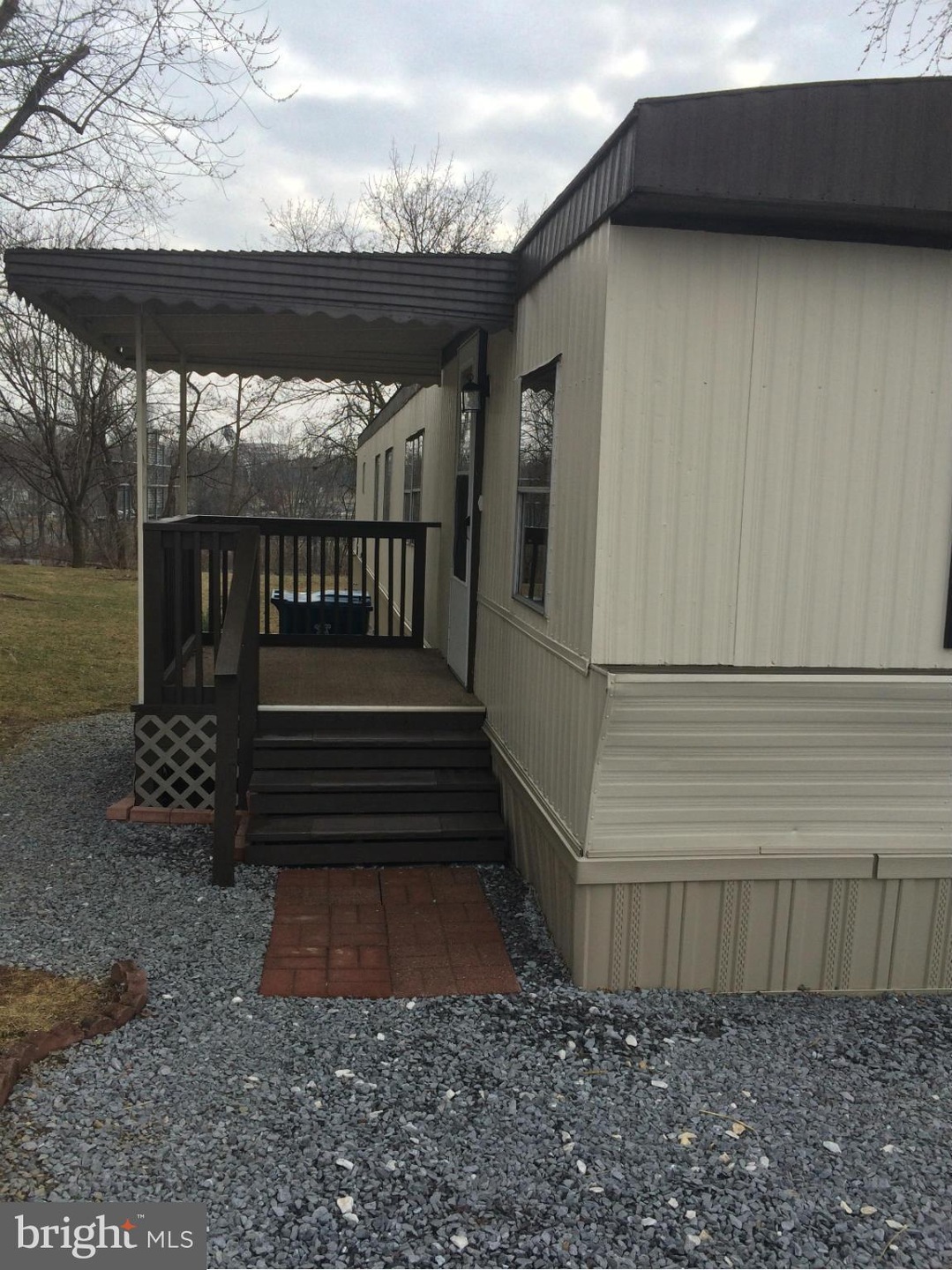 11313 Lakeside Dr unit 25, Hagerstown, MD 21740 - photo 1