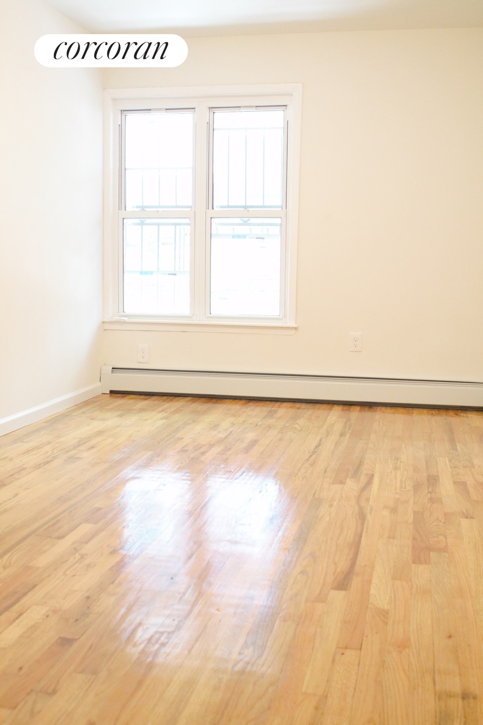 42-08 Union St unit 2, Flushing, NY 11355 - photo 1