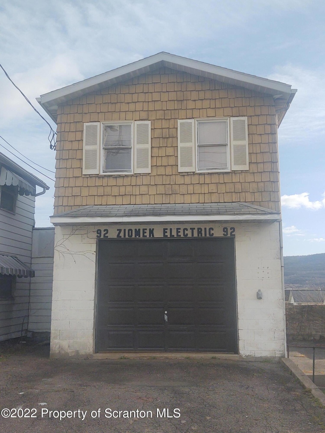 92 Loomis St, Wilkes-Barre, PA 18702 - photo 1