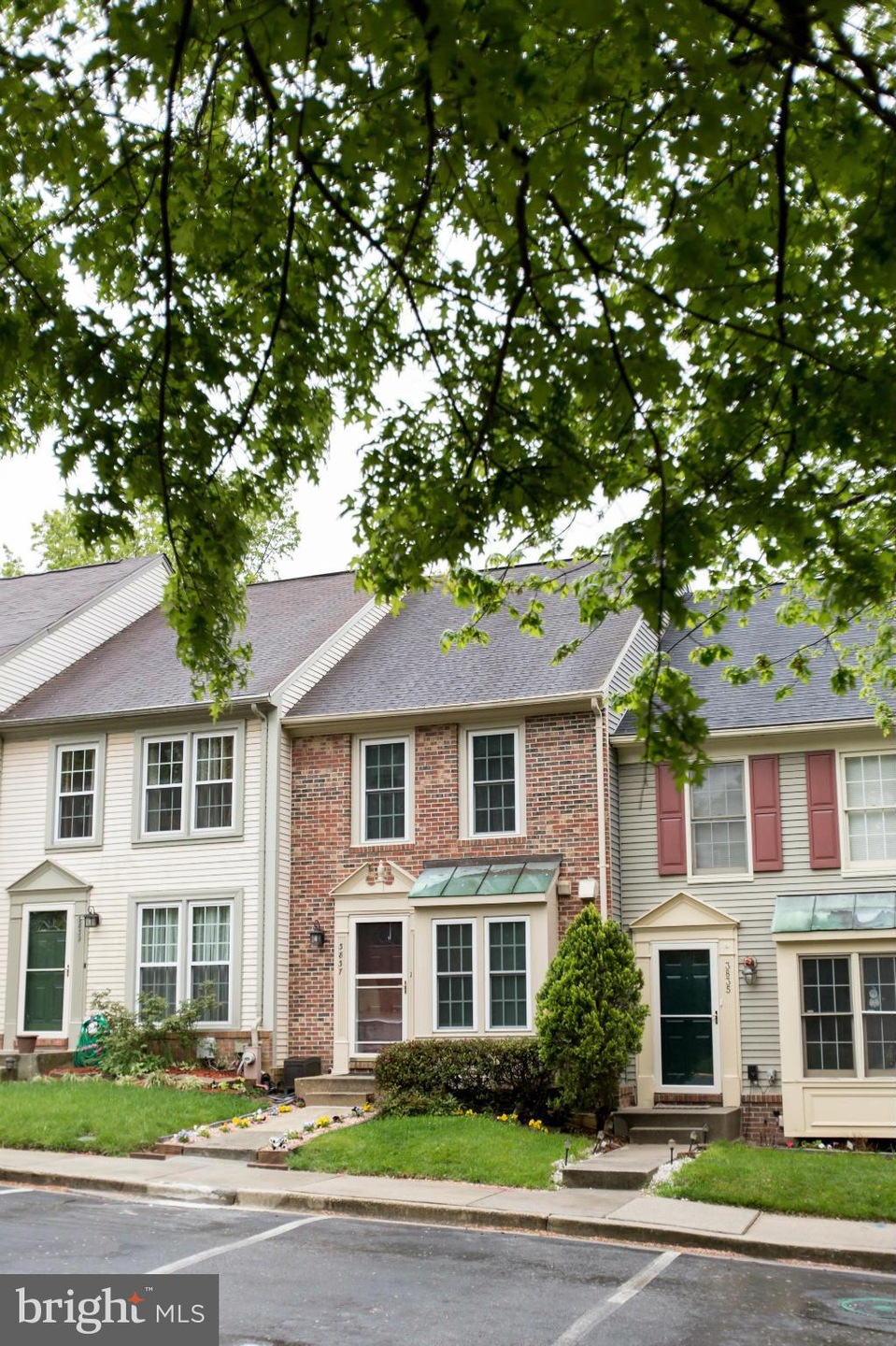 3837 Water Drop Ct, Burtonsville, MD 20866 - photo 1