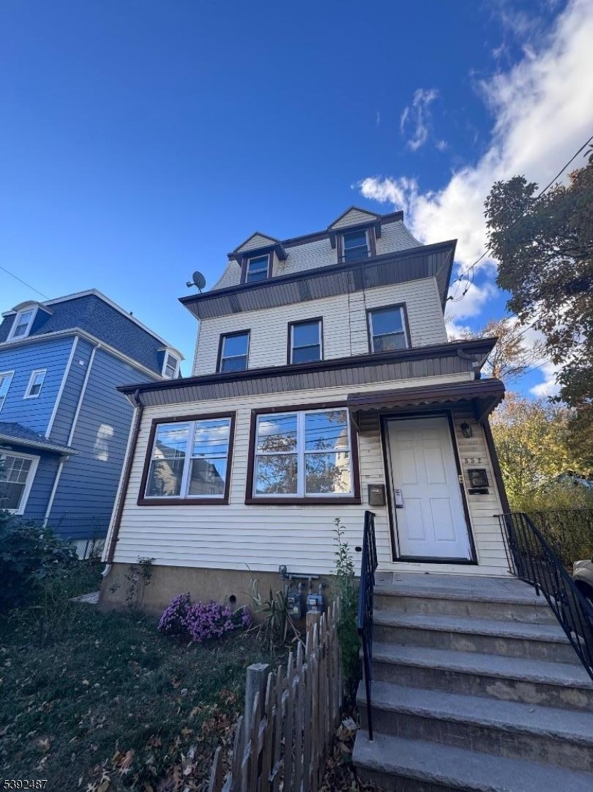 For Rent $2,600/month • Co-Listing Agent