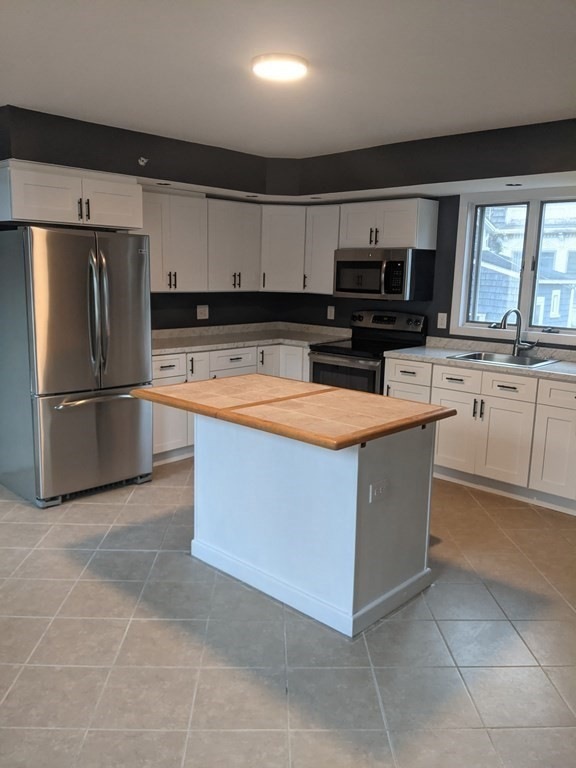 76 Plain St unit 1, Taunton, MA 02780 - photo 1