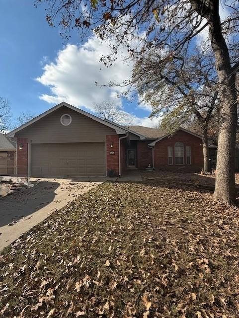 17 Sequoyah Blvd, Shawnee, OK 74801 - photo 1