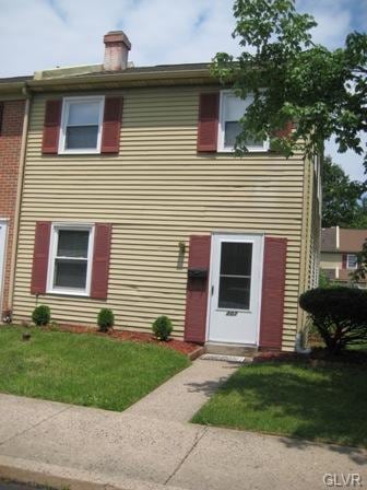 207 Plymouth Ct, Quakertown, PA 18951 - photo 1