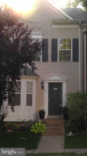 304 Sterling Ct, Stafford, VA 22554 - photo 1