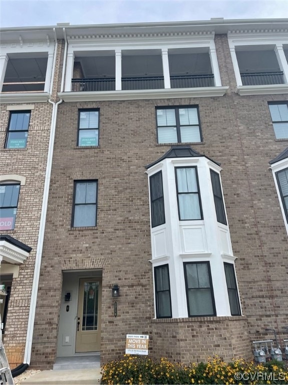 MOVE-IN READY NOW!