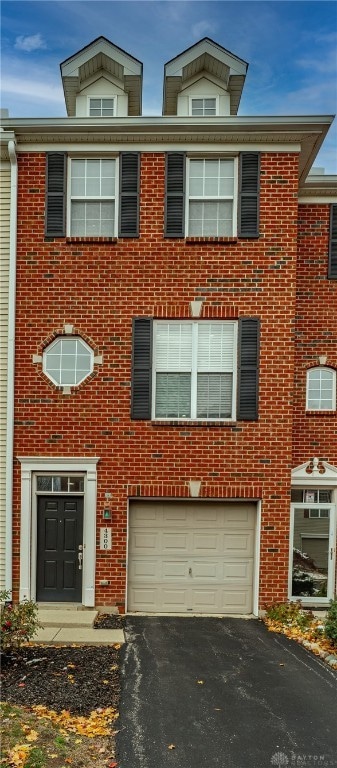 4300 Straight Arrow Rd unit 4300, Beavercreek, OH 45430 - photo 1