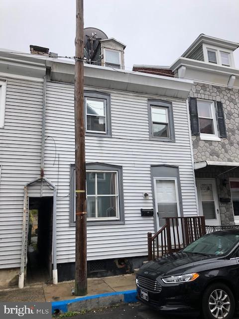 433 Locust St, Reading, PA 19604 - photo 1