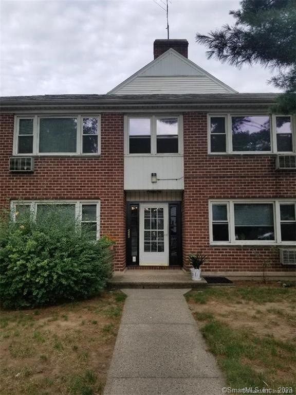 66 Maple Tree Ave unit 9, Stamford, CT 06906 - photo 1