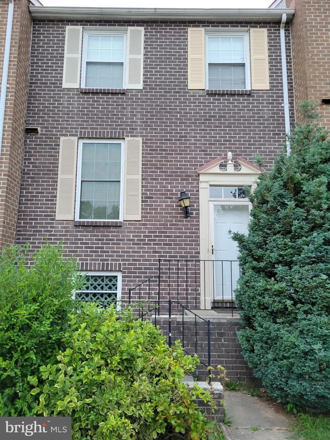 2505 Ebony Rd, Parkville, MD 21234 - photo 1