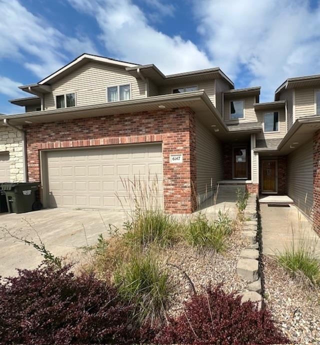 For Sale $315,000 • Co-Listing Agent
