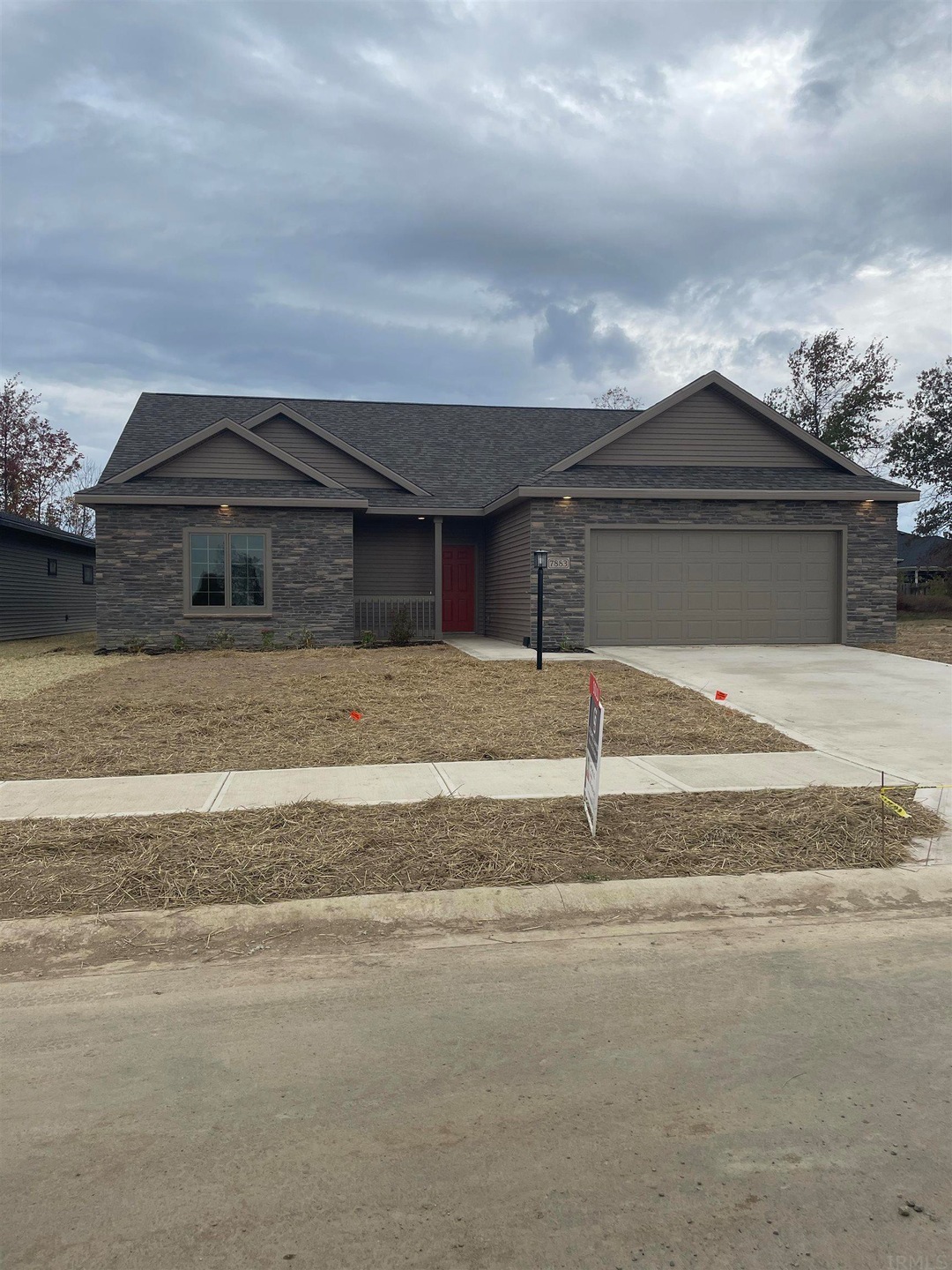 7883 Luna Way, Fort Wayne, IN 46835 - photo 1