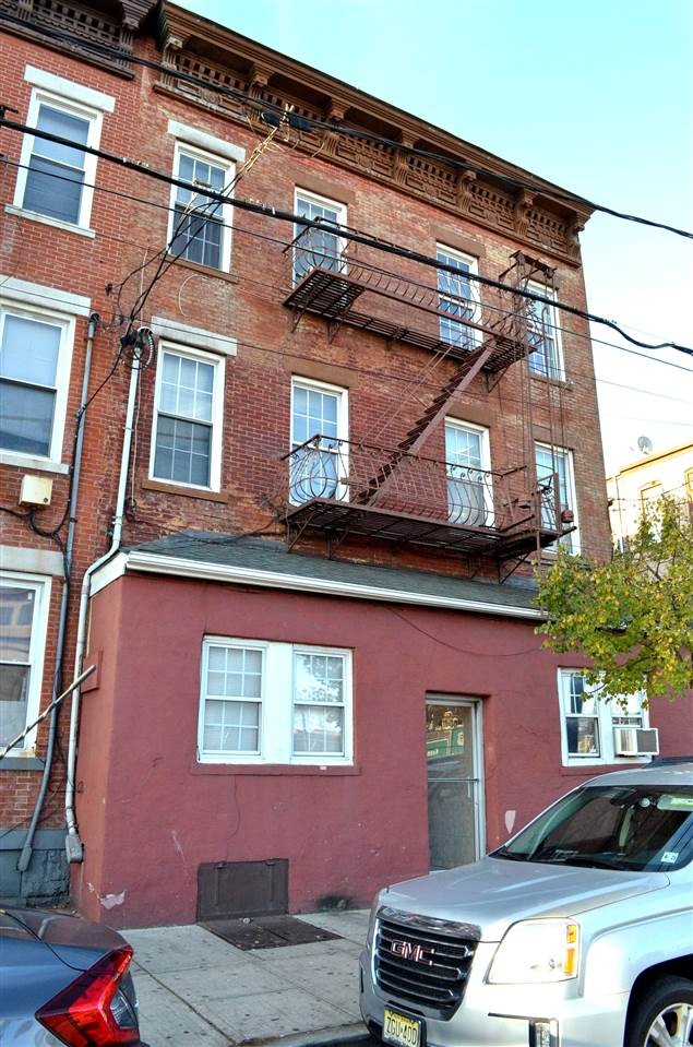 411 30th St unit 6, Union City, NJ 07087 - photo 1