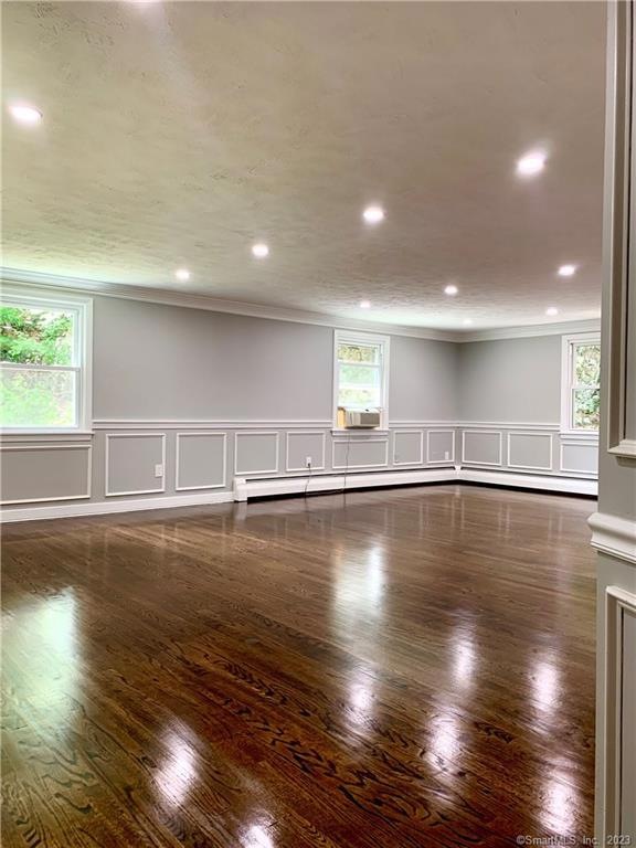 633 Shuttle Meadow Ave, New Britain, CT 06052 - photo 1