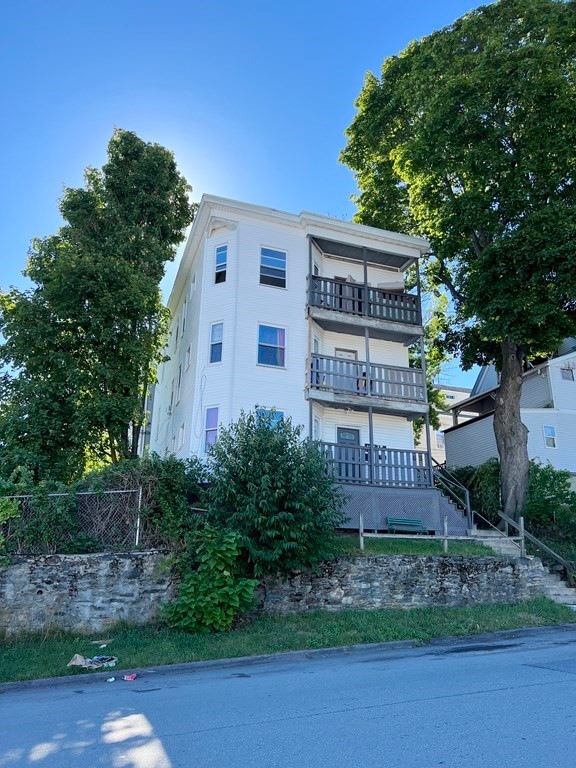 63 Mason St, Worcester, MA 01610 - photo 1