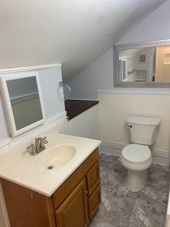 672 E Broadway unit 3, Boston, MA 02127 - photo 1