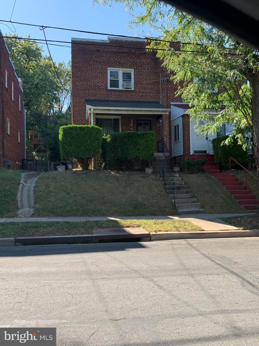 77 55th St SE, Washington, DC 20019 - photo 1