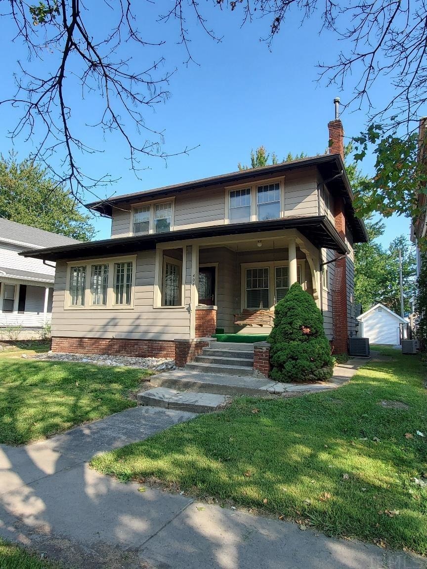 404 W 7th St, Auburn, IN 46706 - photo 1