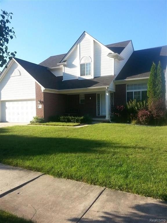 BUCKINGHAM FRONT.jpg