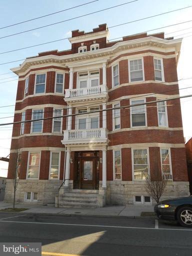 111 E Baltimore St unit 3, Hagerstown, MD 21740 - photo 1