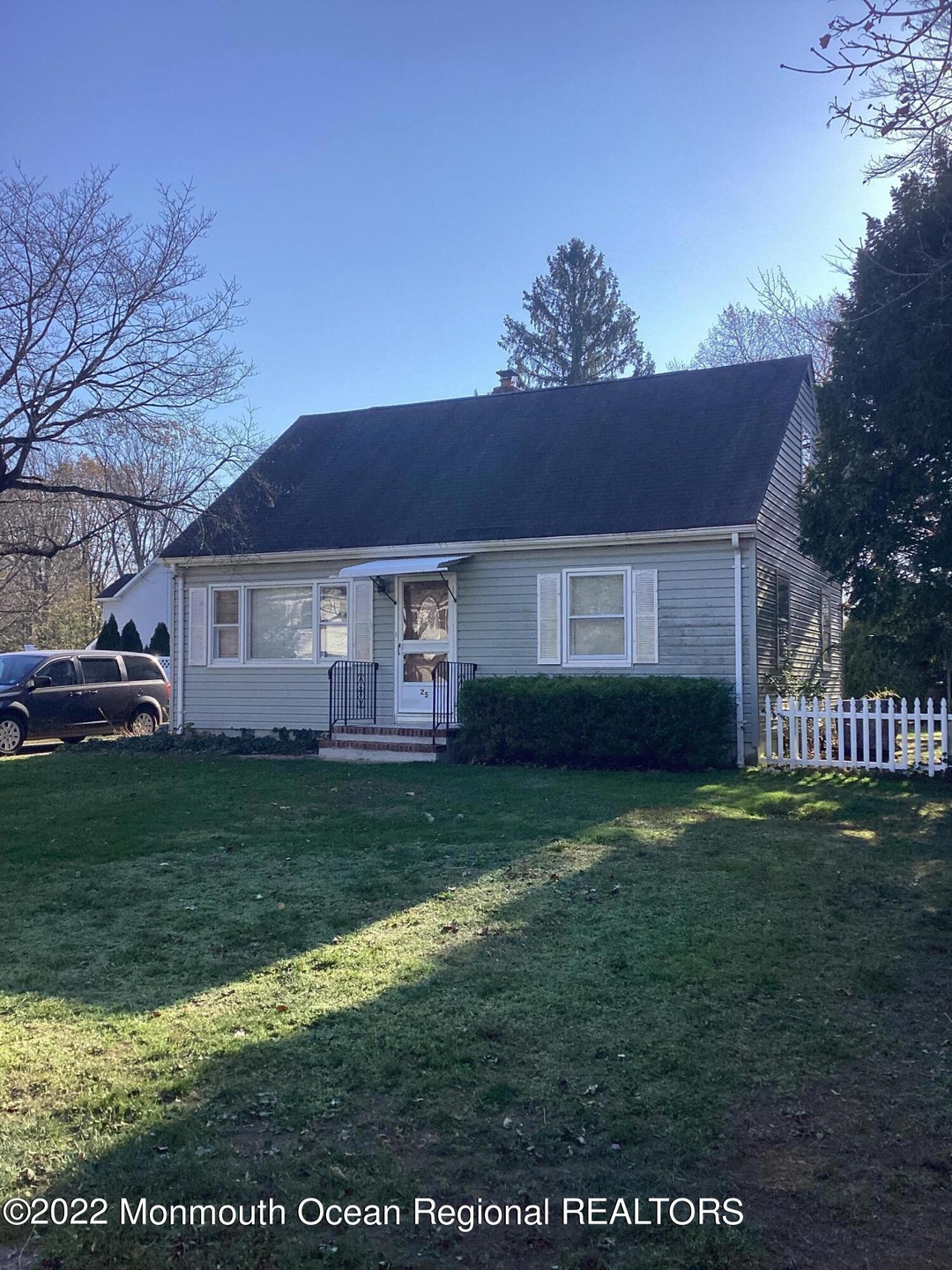 25 Beechwood Terrace, Matawan, NJ 07747 - photo 1