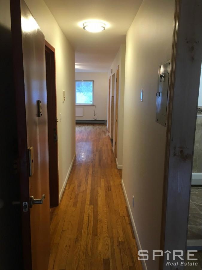 31-26 47th St unit 2, Long Island City, NY 11103 - photo 1