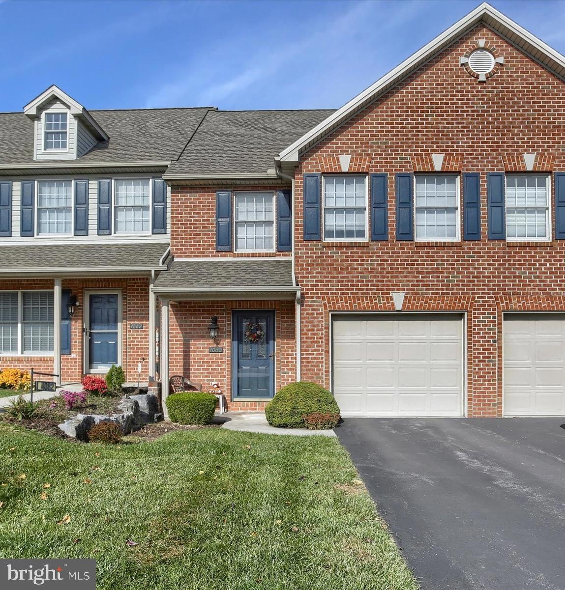 Sold $305,000 • Co-Listing Agent