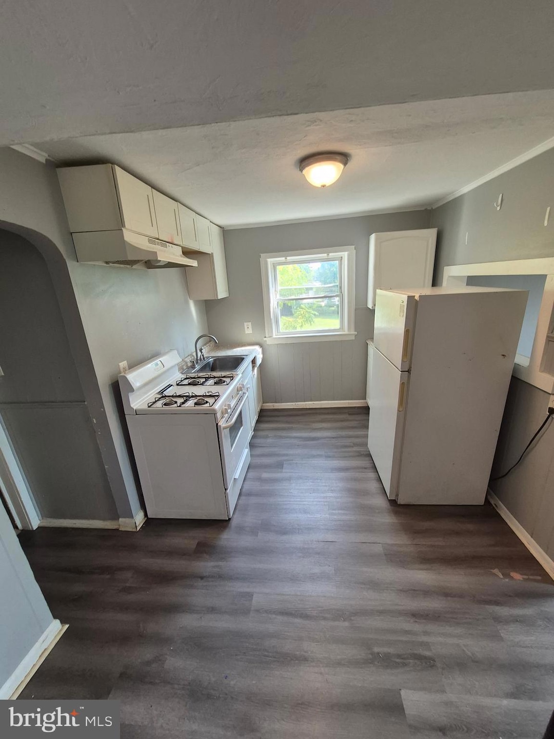 For Rent $1,900/month