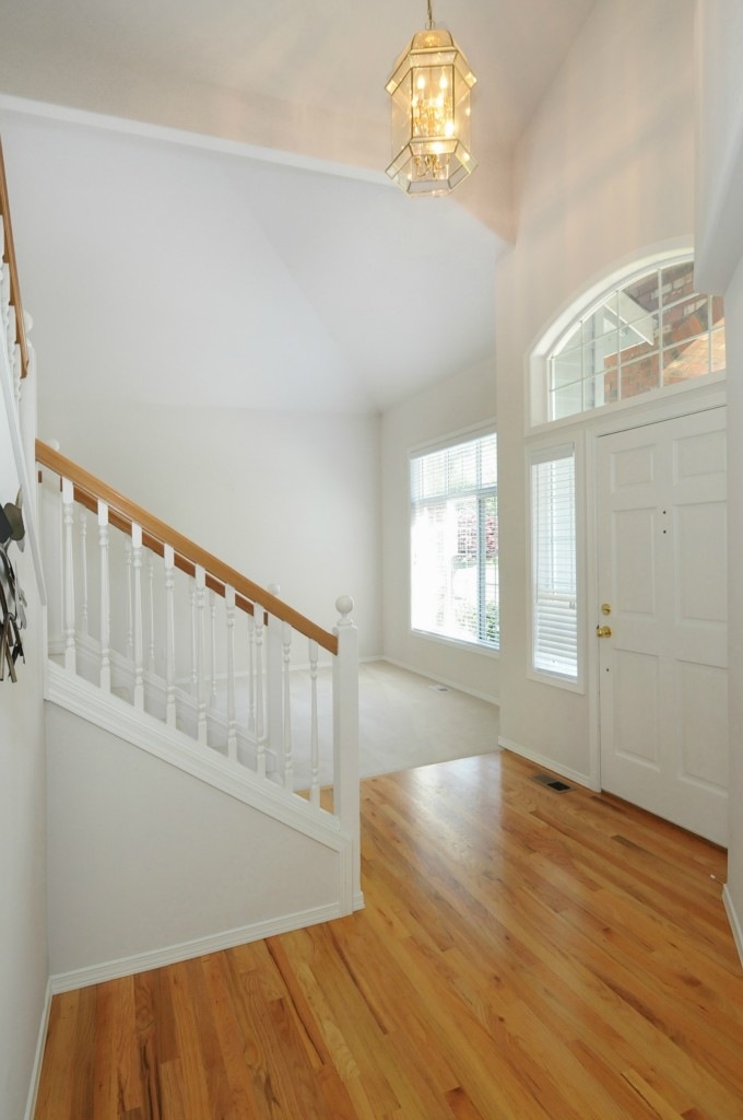 19724 1st Ave W, Bothell, WA 98012 - photo 1