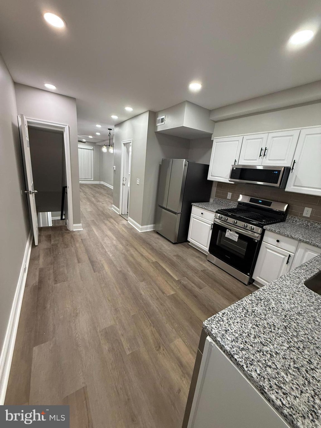 520 N Streeper St, Baltimore, MD 21205 - photo 1