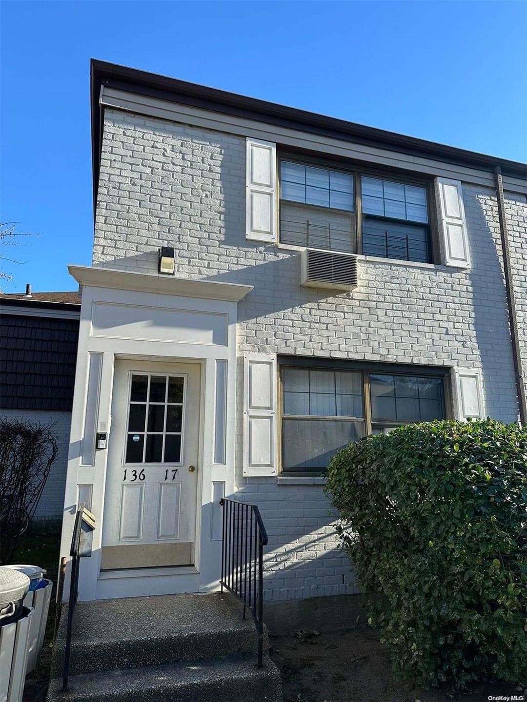 136-17 68th Dr unit A, Flushing, NY 11367 - photo 1