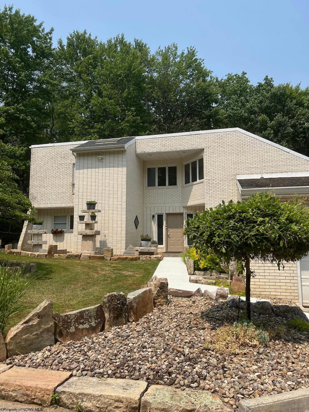 For Sale $639,000