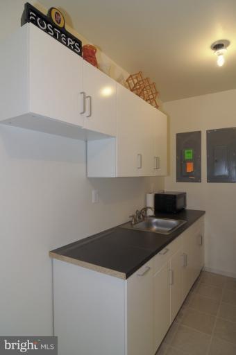 5016 Taylor Ln, Ellicott City, MD 21043 - photo 1