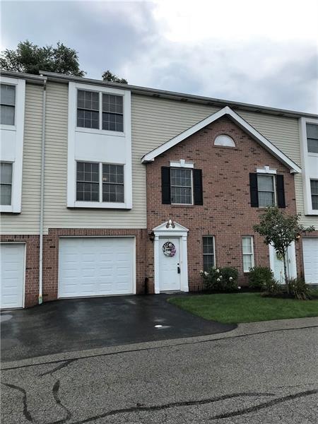 Welcome to this condo in Murrysville