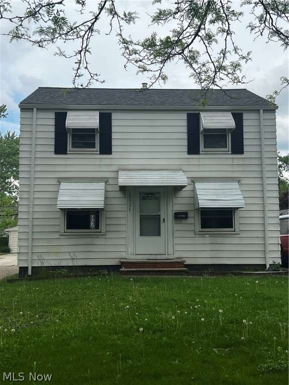 19529 Libby Rd, Maple Heights, OH 44137 - photo 1