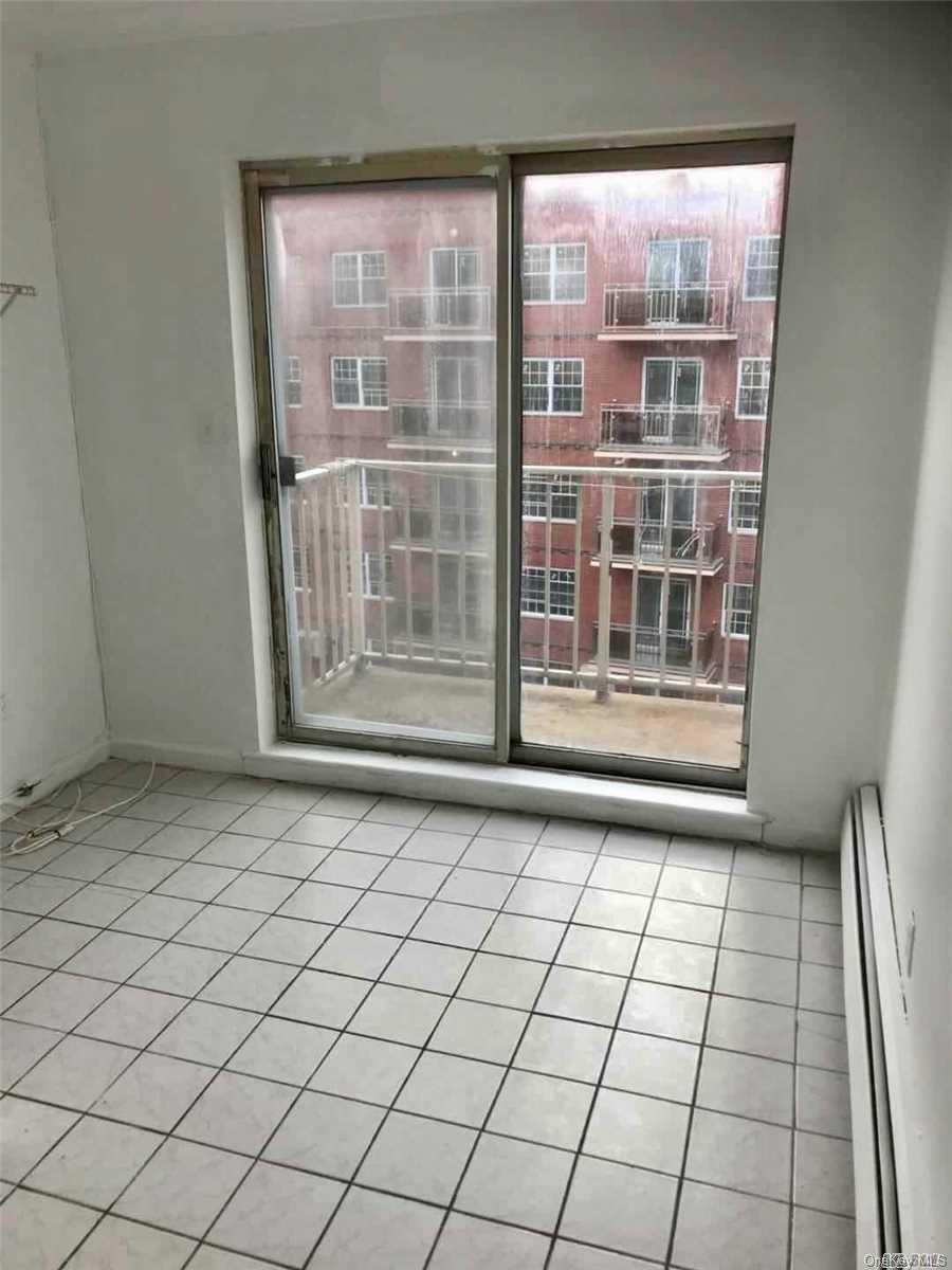 3522 Union St, Flushing, NY 11354 - photo 1