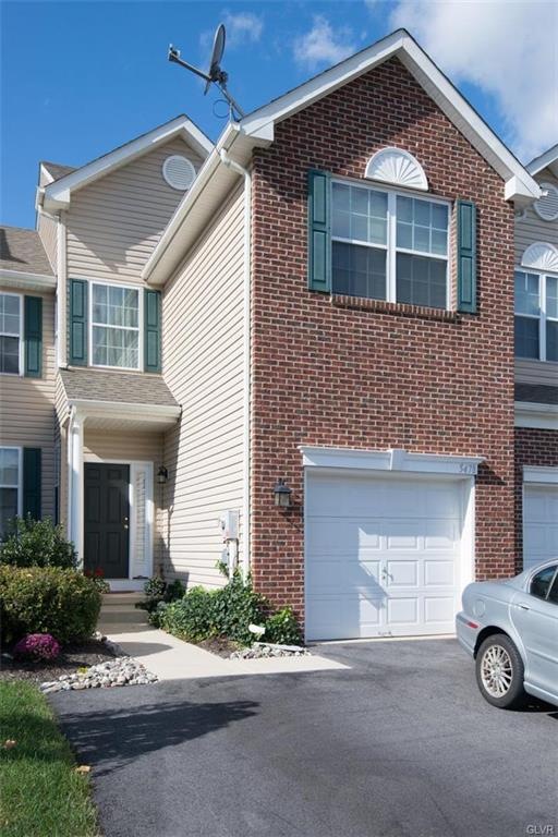 5478 Spring Ridge Dr W, Macungie, PA 18062 - photo 1