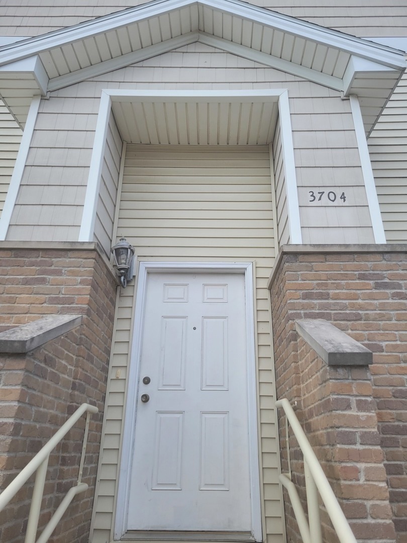 3704 Balcary Bay unit 3704, Champaign, IL 61822 - photo 1