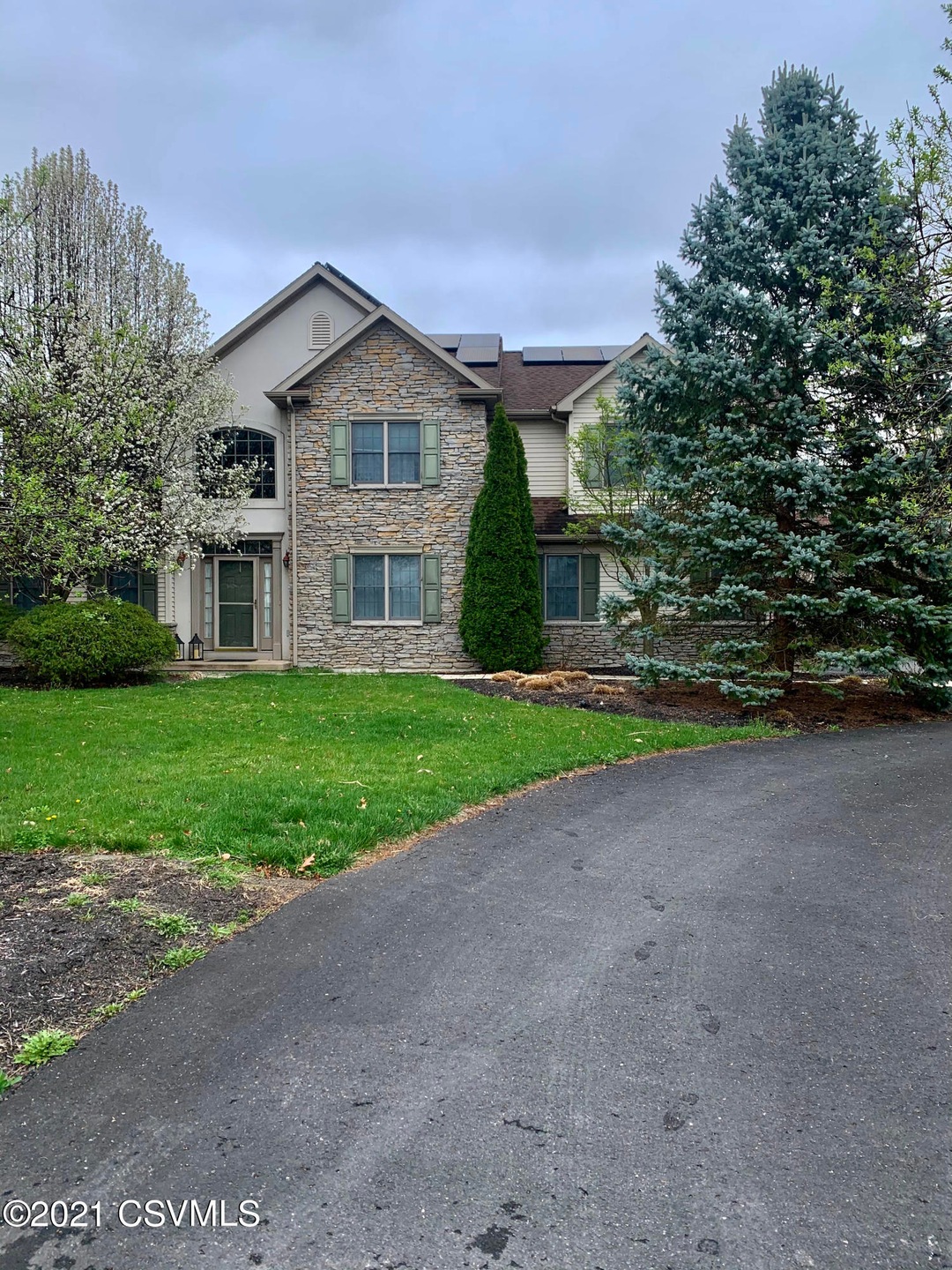 1012 Hearthstone Way, Lewisburg, PA 17837 - photo 1