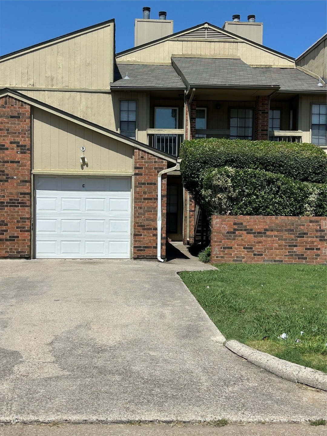 5029 Winder Ct unit C, North Richland Hills, TX 76180 - photo 1