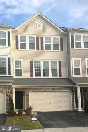 25116 Sweet Myrtle Square, Aldie, VA 20105 - photo 1