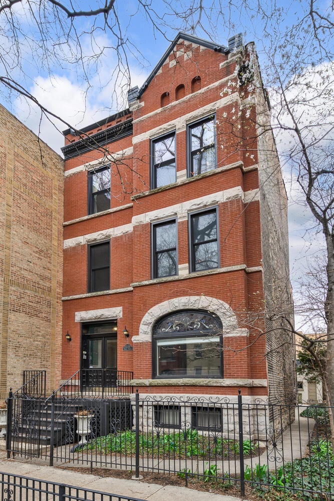 Sold $720,000 • Co-Listing Agent