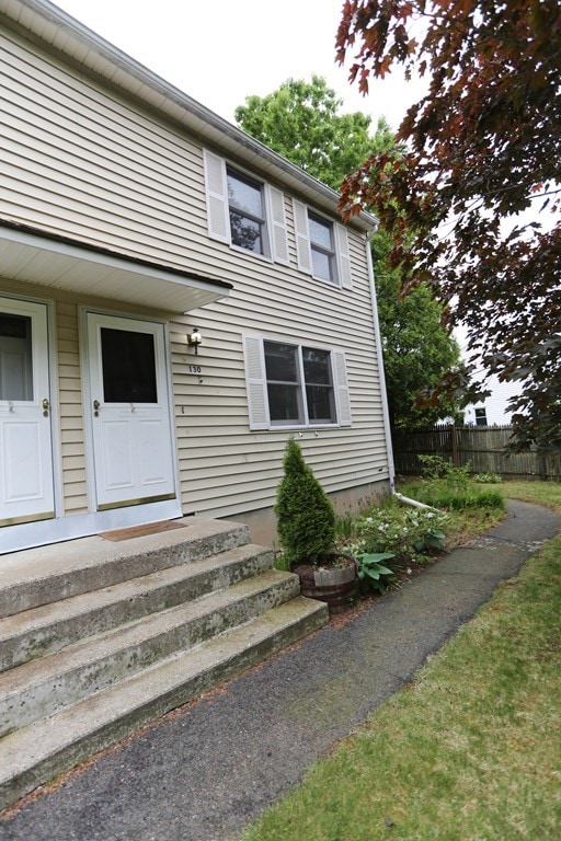 130 Booth St unit 1, Ludlow, MA 01056 - photo 1