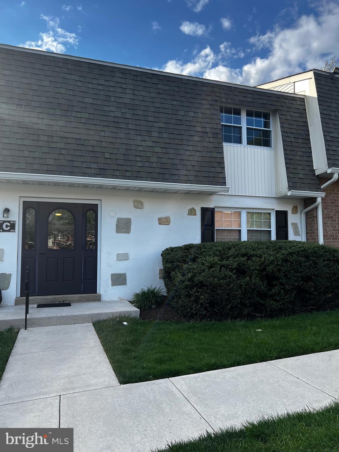 203 C Hampton Crossing, Southampton, PA 18966 - photo 1