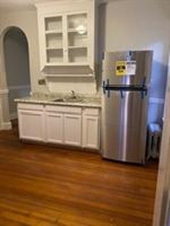 140 Savin Hill Ave unit 3R, Boston, MA 02125 - photo 1