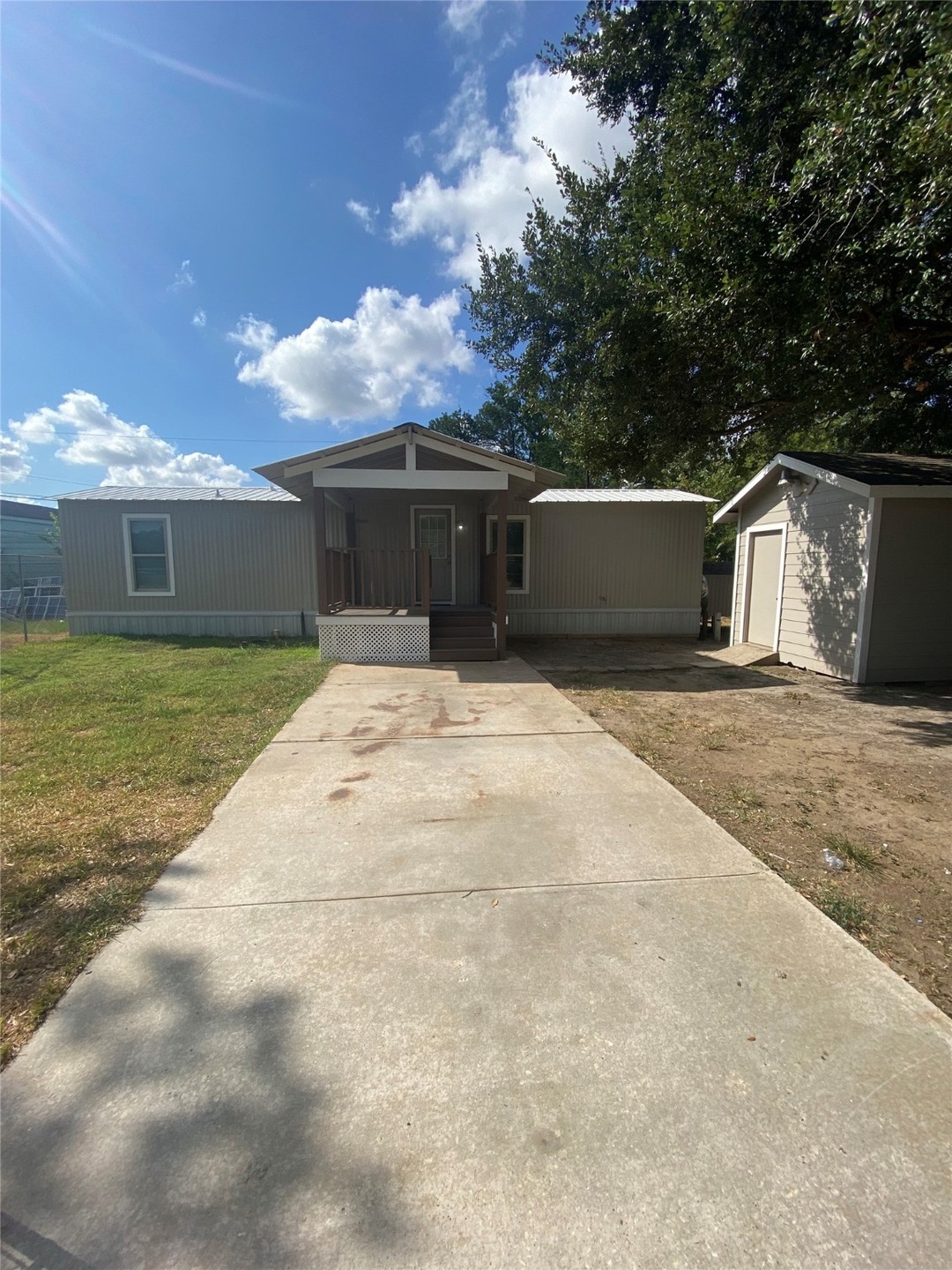 11113 Bentley St unit B, Houston, TX 77093 - photo 1