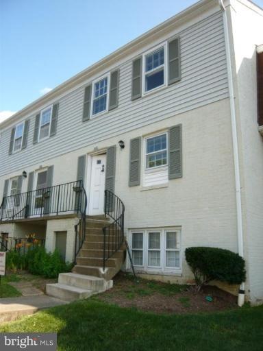 168 Leeds Ct W unit C, Warrenton, VA 20186 - photo 1