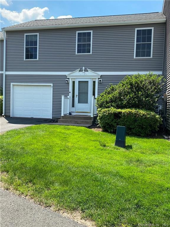WELCOME HOME TO 7 ASPEN COURT