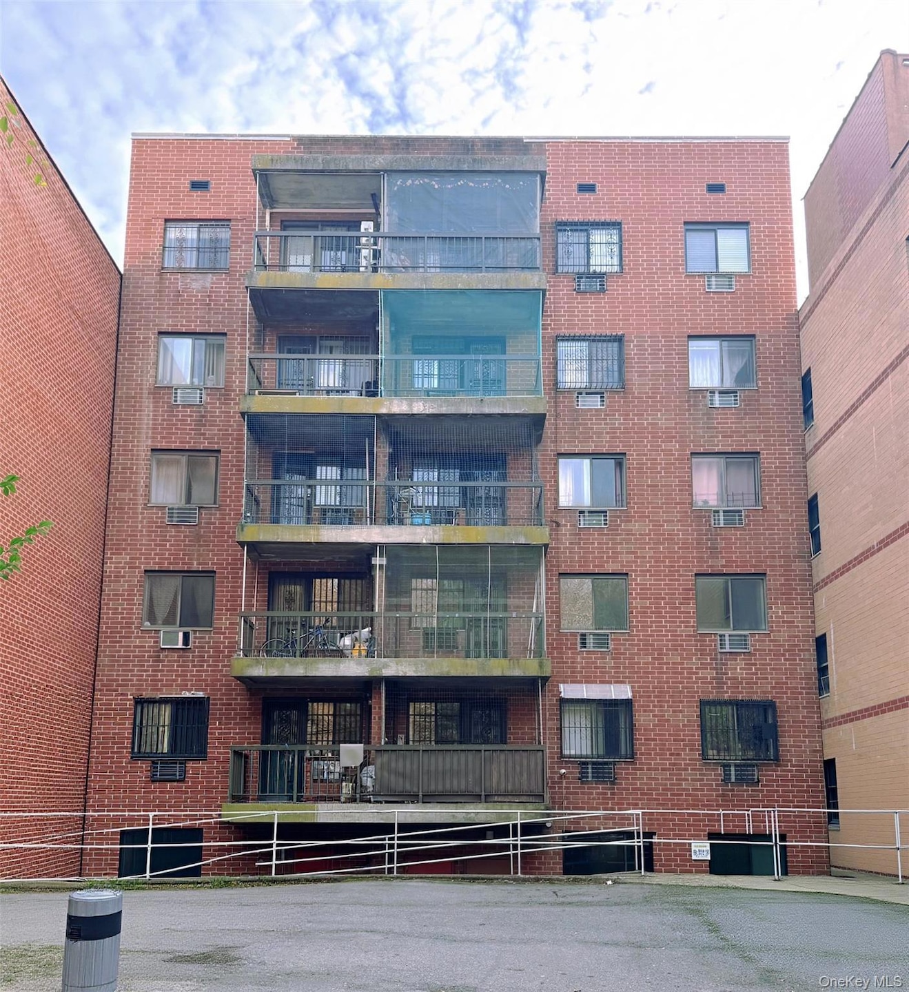 140-40 34th Ave unit 2A, Flushing, NY 11354 - photo 1